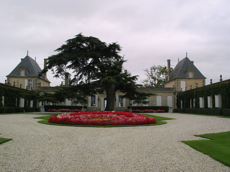 2 Chateau de Beychevelle