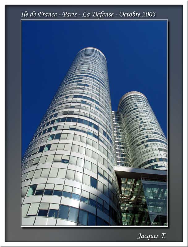 Clic gauche pour agrandir - Left Click to enlarge Carnets_Voyages_Ile_de_France_Haut_de_Seine_la_Défense (8)
